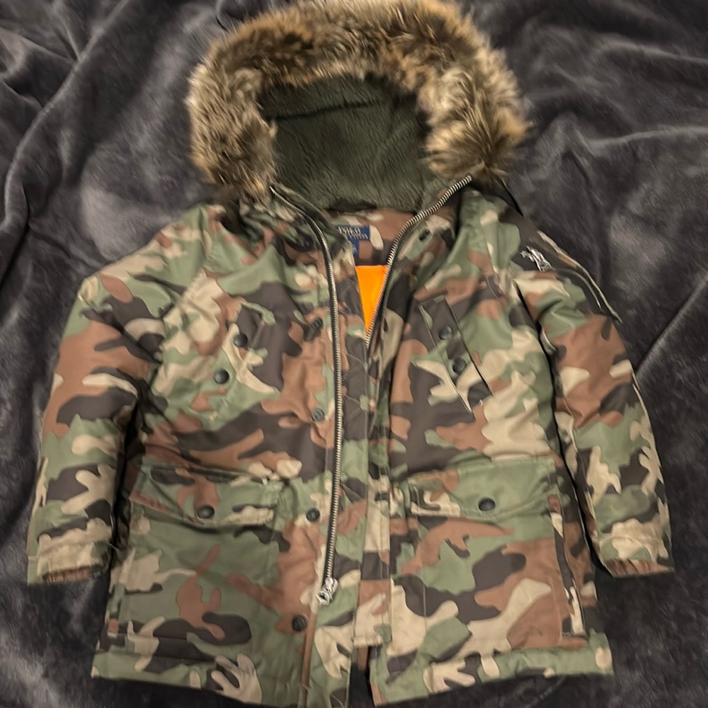 Camo feather down